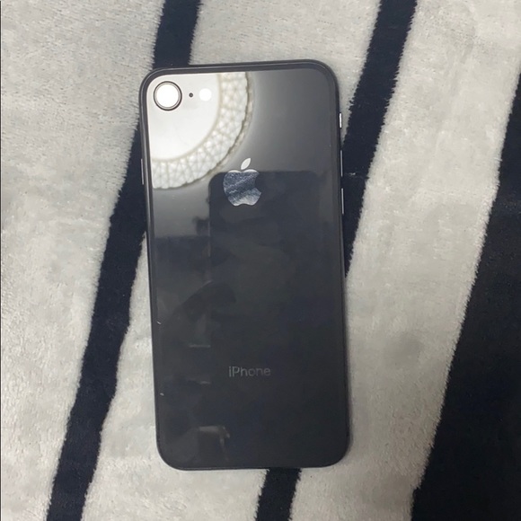 iPhone - Picture 2 of 2